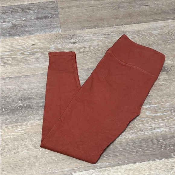 Fabletics Rust Leggings - Picture 1 of 1